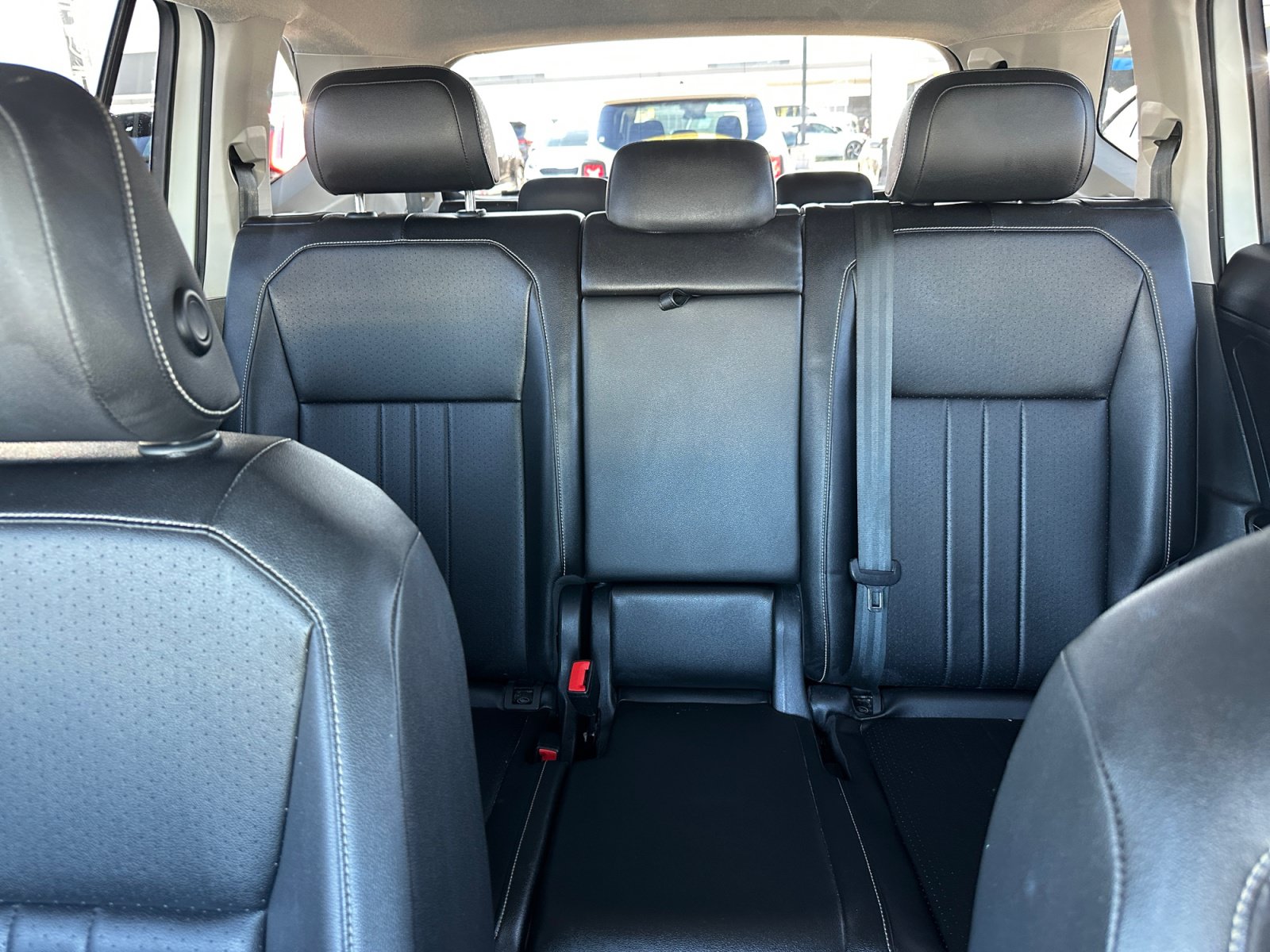 Used 2023 Volkswagen Tiguan SE FWD image 23