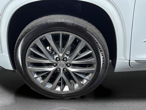 Used 2026 Buick Enclave Avenir w/ Super Cruise Package AWD/4WD image 17