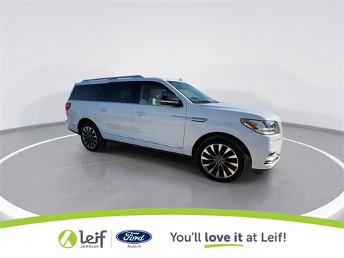 Used 2020 Lincoln Navigator L Reserve image 13
