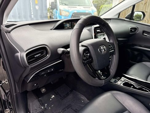 Used 2022 Toyota Prius image 24