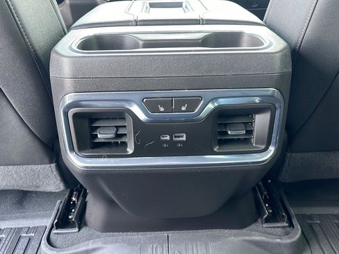 Used 2022 GMC Sierra 1500 SLT w/ SLT Convenience Package image 25