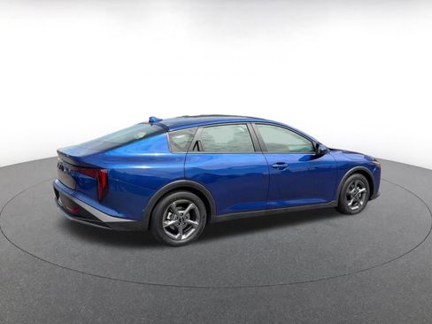 Used 2025 Kia K4 LXS FWD image 14