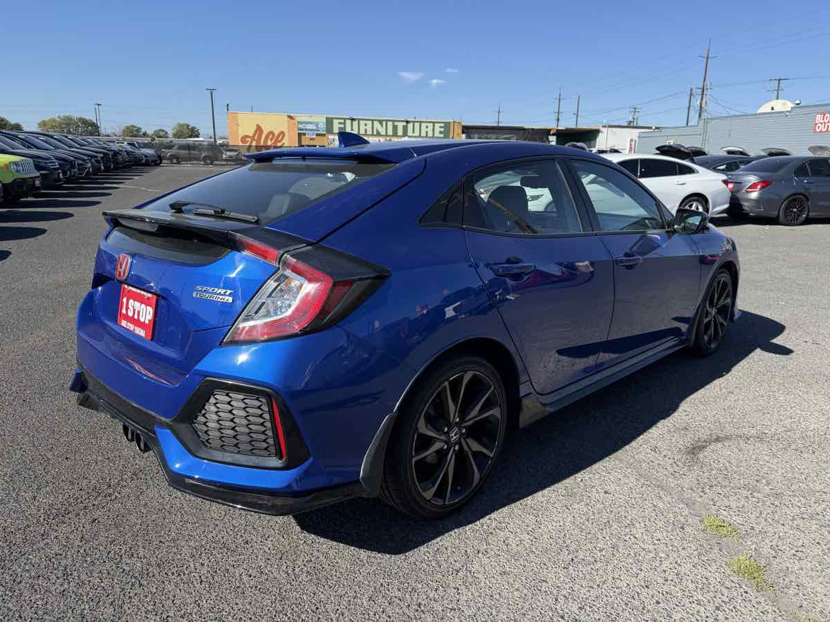 Used 2019 Honda Civic Sport Touring image 6