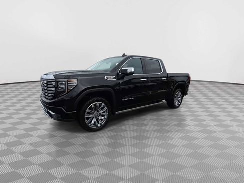Used 2023 GMC Sierra 1500 Denali w/ Denali Reserve Package AWD/4WD image 4