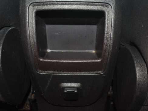 Used 2019 Ford Escape S image 29