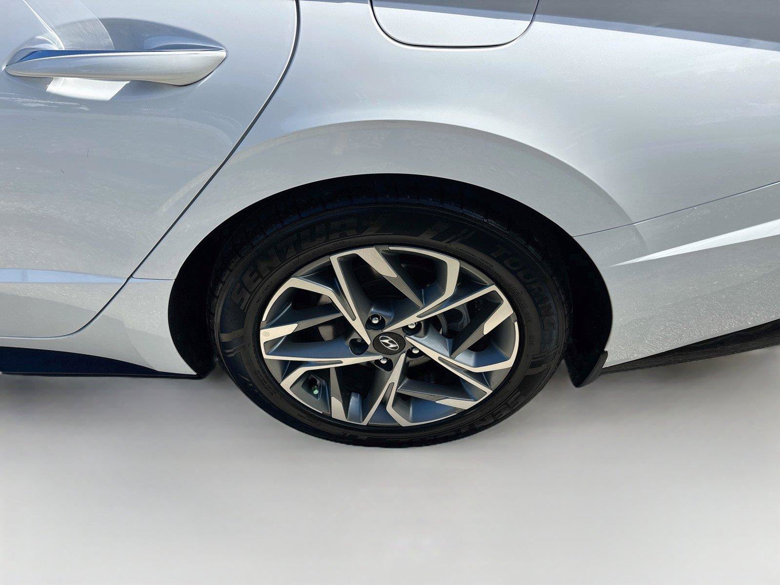 Used 2023 Hyundai Sonata SEL w/ Convenience Package FWD image 32