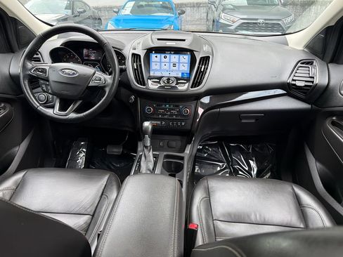 Used 2018 Ford Escape Titanium w/ Ford Safe & Smart Package AWD/4WD image 16