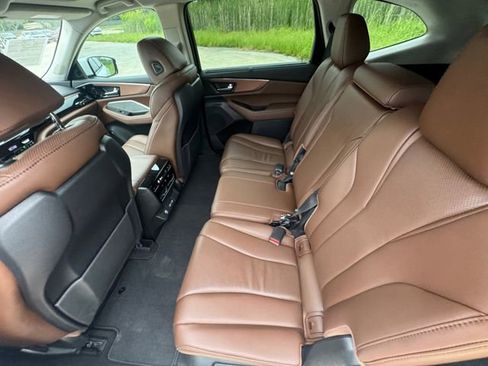 Used 2024 Acura MDX SH-AWD w/ Technology Package image 29
