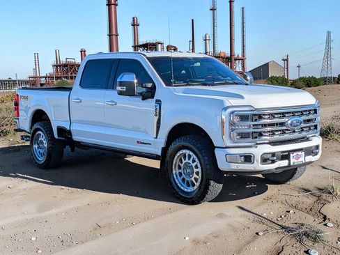 Certified 2024 Ford F250 Platinum AWD/4WD image 8