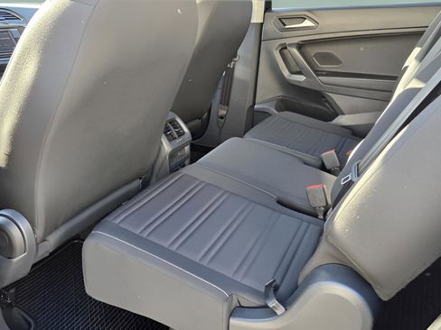 Used 2024 Volkswagen Tiguan S image 11