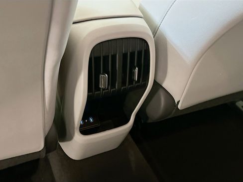 Used 2025 Hyundai Kona SEL image 27