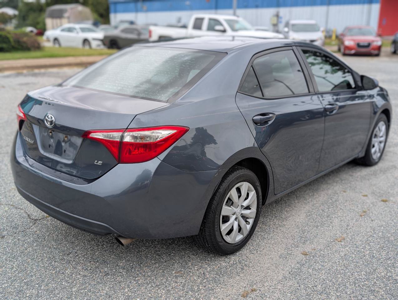 Used 2016 Toyota Corolla LE FWD image 6