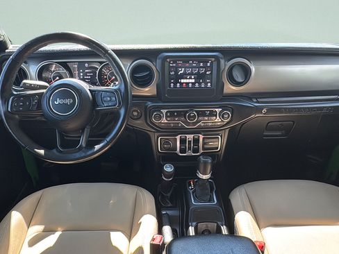 Used 2018 Jeep Wrangler Unlimited Sport S AWD/4WD image 13