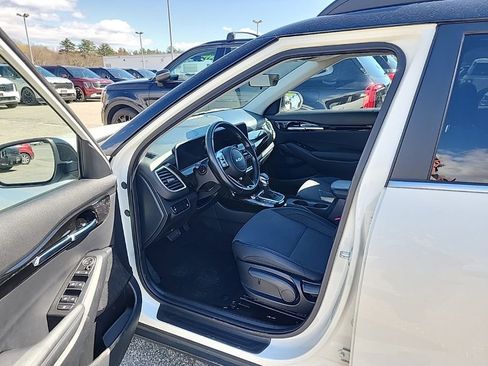 Used 2024 Kia Seltos X-Line AWD/4WD image 10