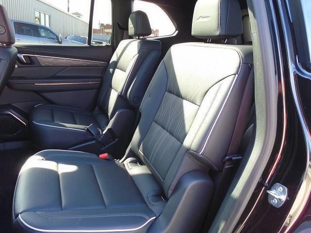 Certified 2026 Buick Enclave Avenir w/ Super Cruise Package AWD/4WD image 23