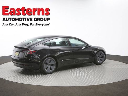 Used 2021 Tesla Model 3 Standard Range Plus image 40
