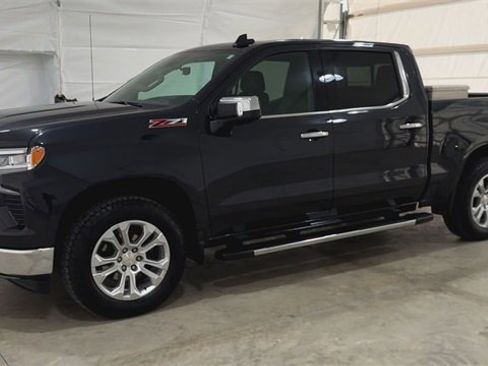 Used 2024 Chevrolet Silverado 1500 LTZ image 4