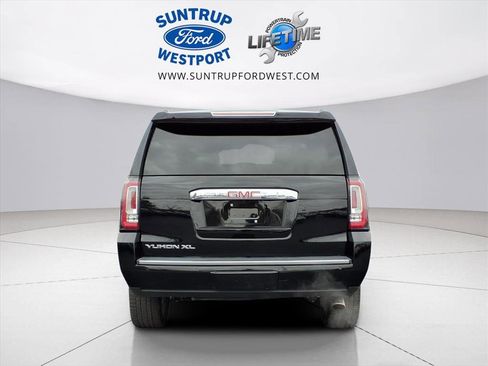 Used 2019 GMC Yukon XL Denali w/ Denali Ultimate Package image 28