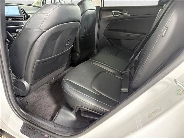 Used 2024 Kia Sportage EX FWD image 21