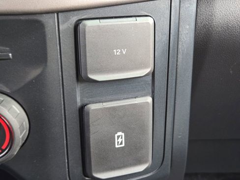 Used 2025 Ford F150 XL w/ Equipment Group 103A High image 27