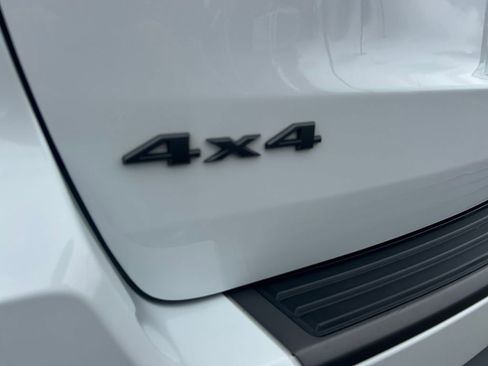 Used 2018 Jeep Grand Cherokee Trailhawk AWD/4WD image 32