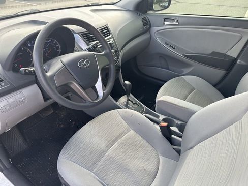 Used 2016 Hyundai Accent SE image 4