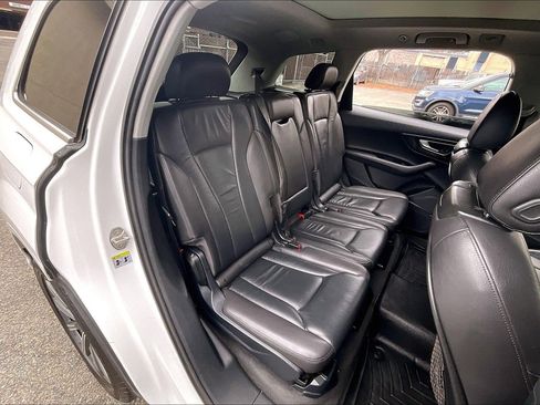 Used 2017 Audi Q7 3.0T Premium Plus w/ Premium Plus Package image 26