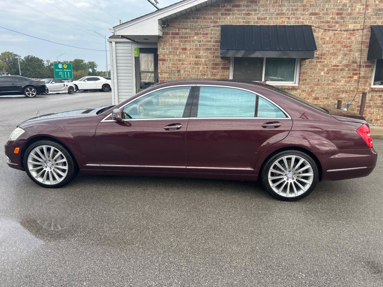 Used 2011 Mercedes-Benz S 550 image 10