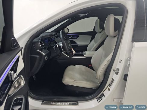 Used 2024 Mercedes-Benz C 300 4MATIC Sedan image 3