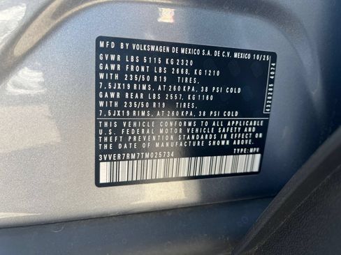 Used 2026 Volkswagen Tiguan SE AWD/4WD image 26