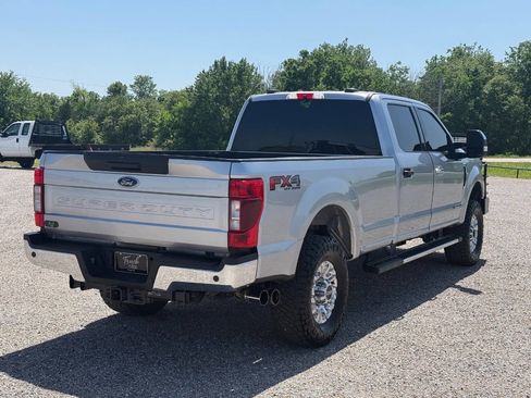 Used 2022 Ford F350 XLT w/ XLT Premium Package AWD/4WD image 5
