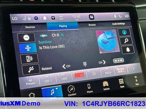 Used 2024 Jeep Grand Cherokee Limited 4xe image 29