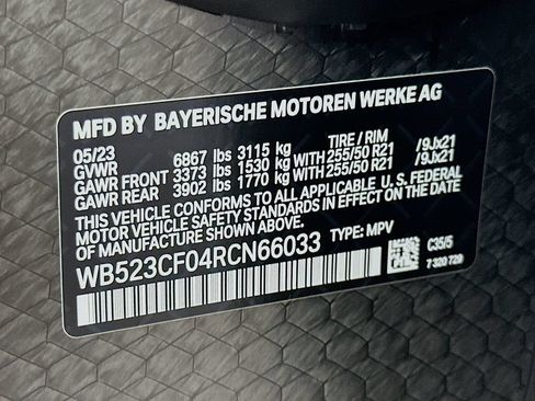 Used 2024 BMW iX xDrive50 w/ Premium Package AWD/4WD image 32