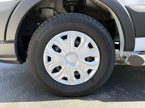 Used 2025 Ford Transit 250 Low Roof w/ Exterior Upgrade Package RWD image 18