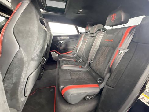 Used 2023 Lamborghini Urus Performante AWD/4WD image 24