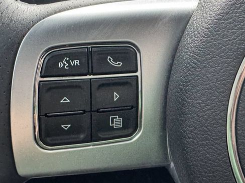 Used 2012 Dodge Challenger SRT8 RWD image 19