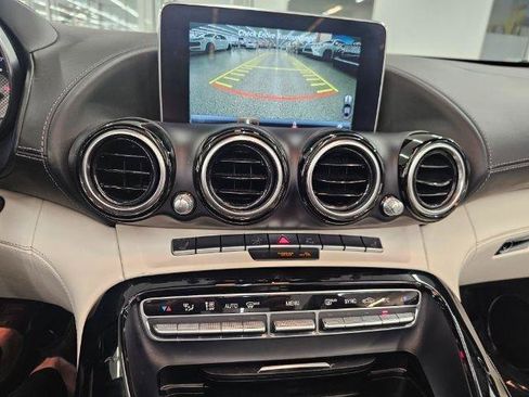 Used 2018 Mercedes-Benz AMG GT Roadster image 23
