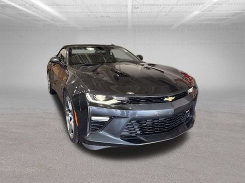 Used 2017 Chevrolet Camaro SS RWD image 3