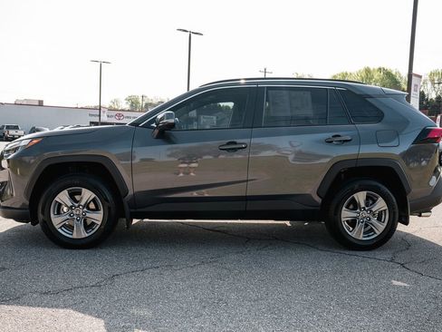 Used 2024 Toyota RAV4 XLE w/ Convenience Package image 4