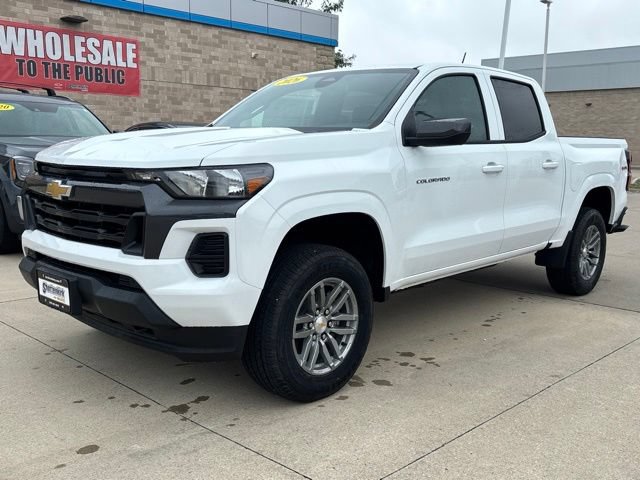 New 2026 Chevrolet Colorado LT AWD/4WD image 2