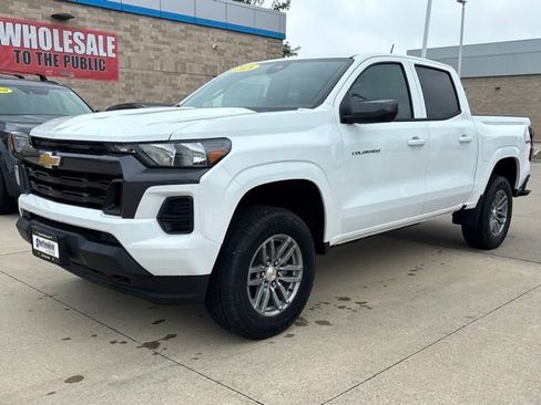 New 2026 Chevrolet Colorado LT AWD/4WD image 2