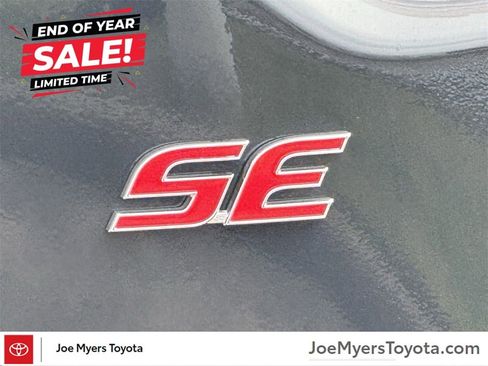 Used 2025 Toyota Corolla SE image 8