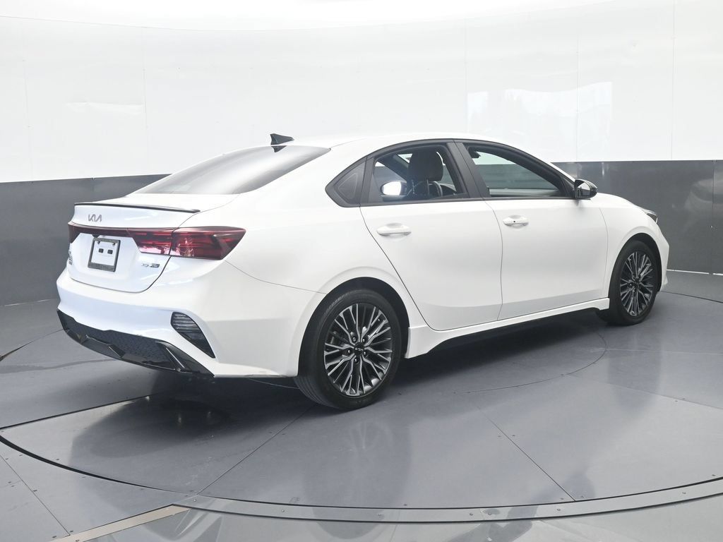 Used 2024 Kia Forte GT-Line FWD image 6