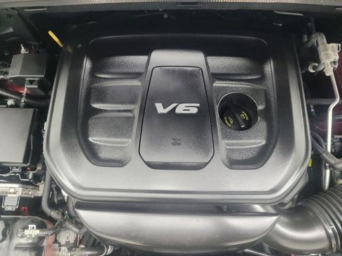 Used 2018 Jeep Grand Cherokee Laredo image 30