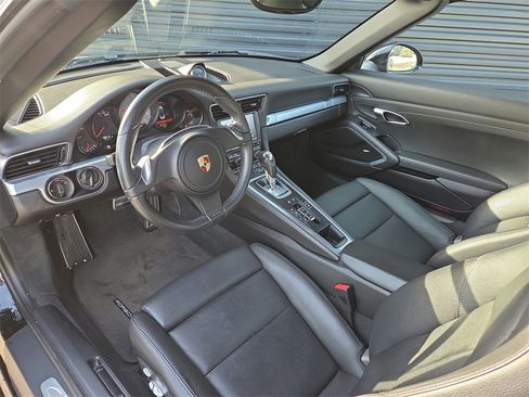 Used 2012 Porsche 911 Carrera S image 4