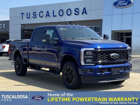 New 2026 Ford F250 Lariat w/ Black Appearance Package AWD/4WD image 1