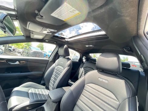 Used 2023 Kia Forte GT-Line w/ GT-Line Premium Package FWD image 27