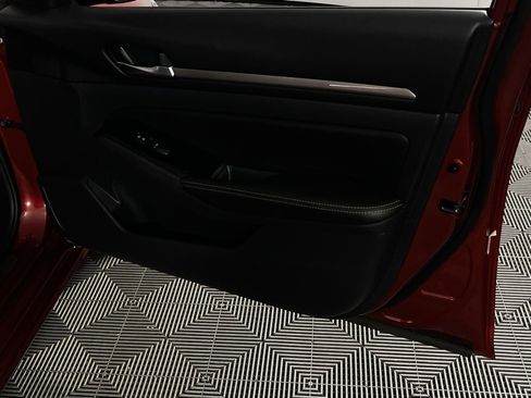 Used 2024 Nissan Altima 2.5 SL image 33