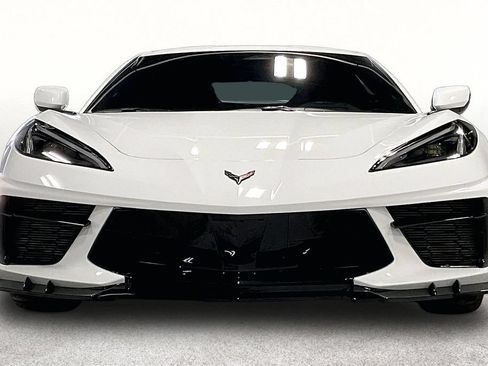 Used 2025 Chevrolet Corvette Stingray Coupe w/ 1LT RWD image 4