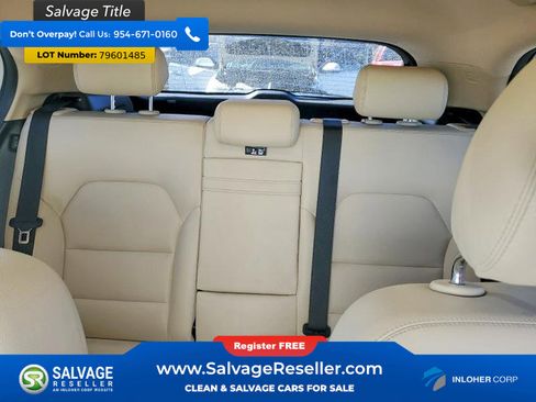 Used 2015 Mercedes-Benz GLA 250 4MATIC image 13